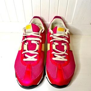 Pink Nike Zooms sz 9.5